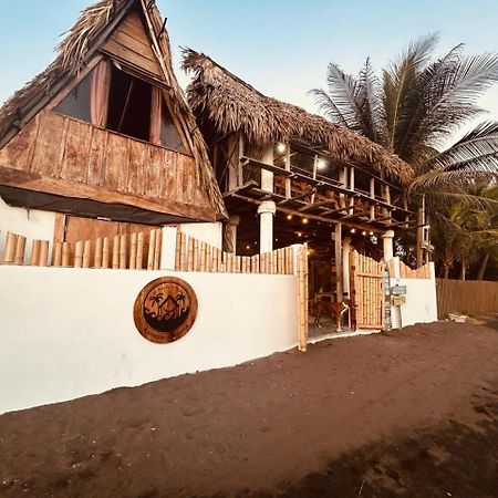 에스쿠인틀라 Mi Casa En La Playa B&B 외부 사진