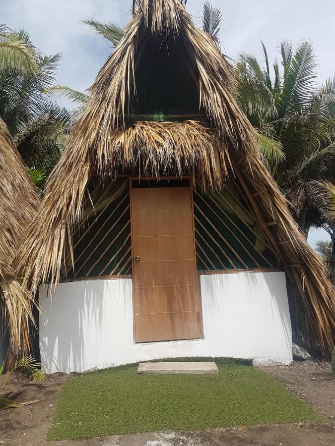 에스쿠인틀라 Mi Casa En La Playa B&B 외부 사진