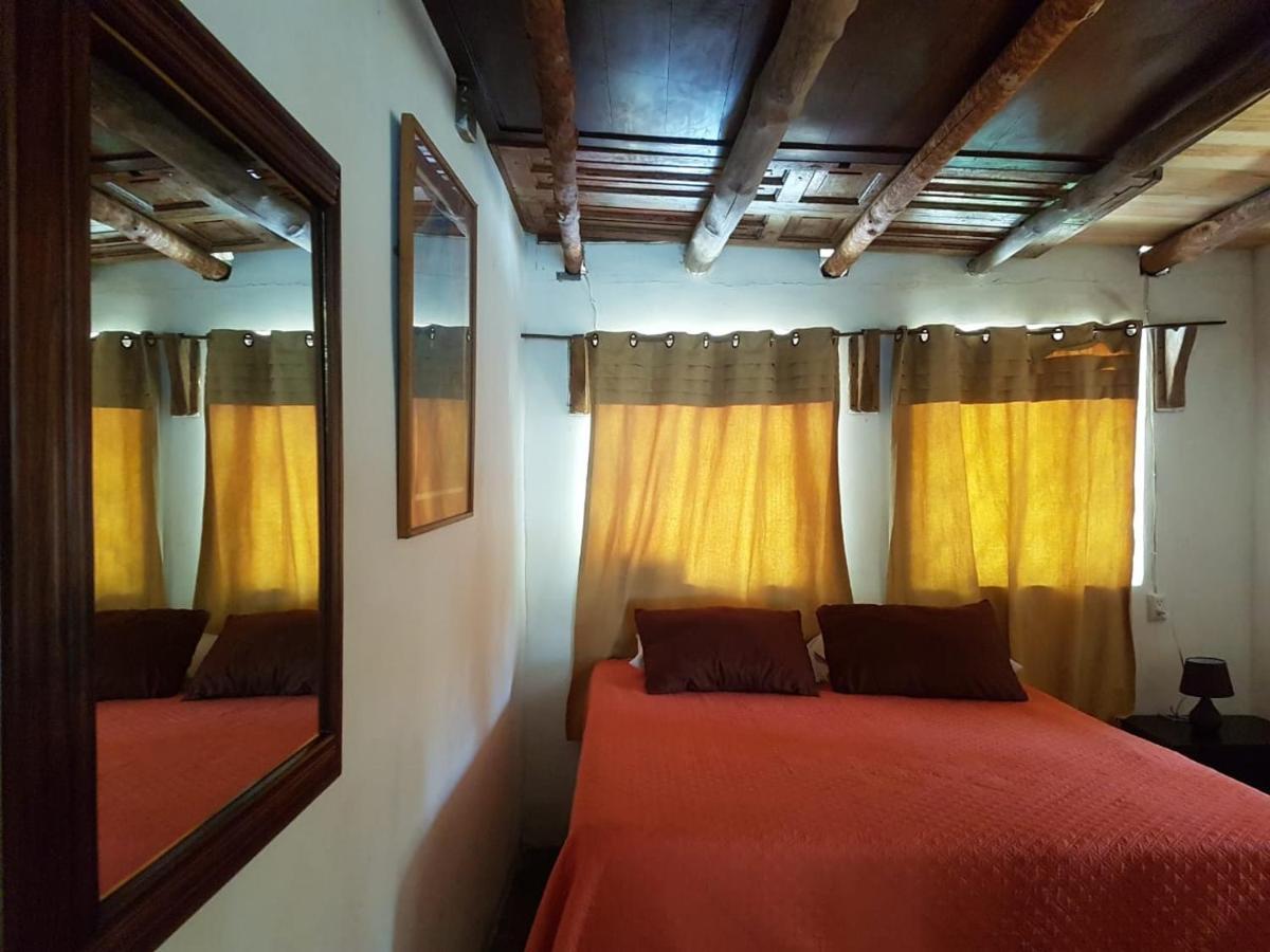 에스쿠인틀라 Mi Casa En La Playa B&B 외부 사진